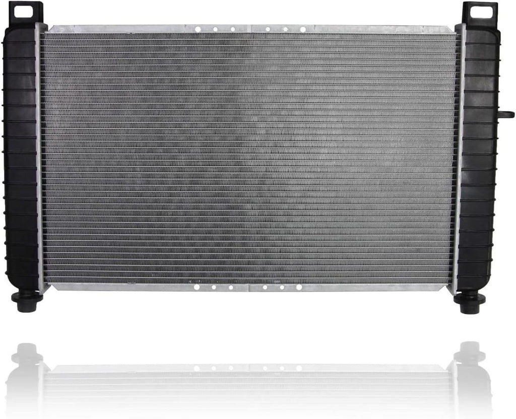 Radiator for 99-07 Chevrolet Silverado GMC Sierra Pickup V8 4.8/5.3L Without Rear A/C, 28'' Core Size A43567