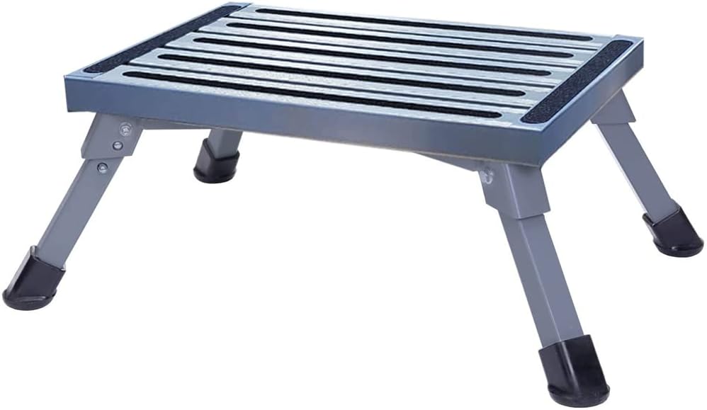 Aluminum Folding Step Stool with Reflective Stripes Non-Slip Rubber Feet E621104