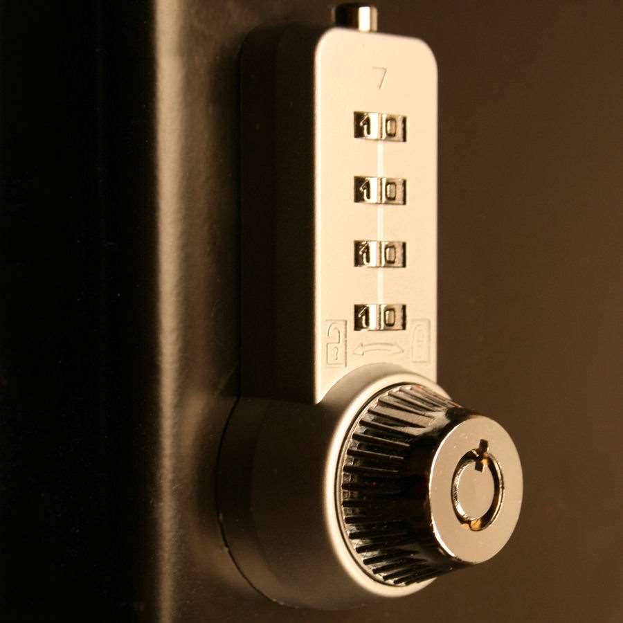 Dual Access Cabinet with 122 Hooks X42238