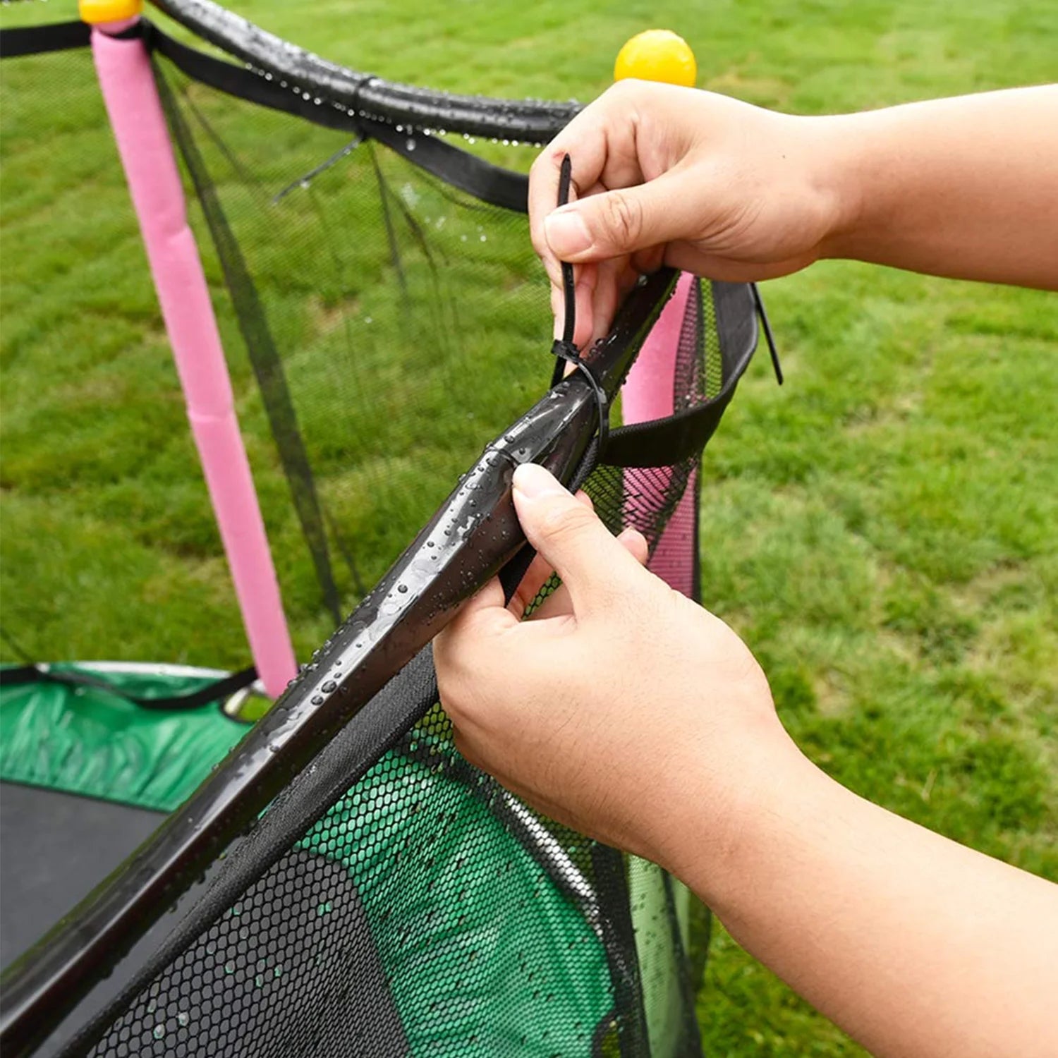 Trampoline Water Play Sprinkler ( 39 ft ) M146