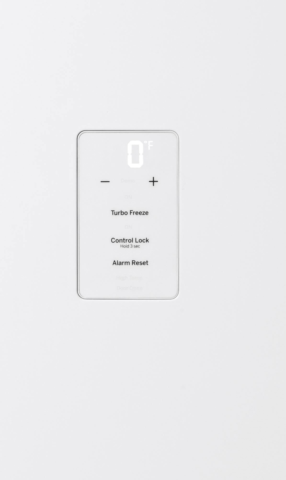 17.3 cu ft White Upright Freezer G507519