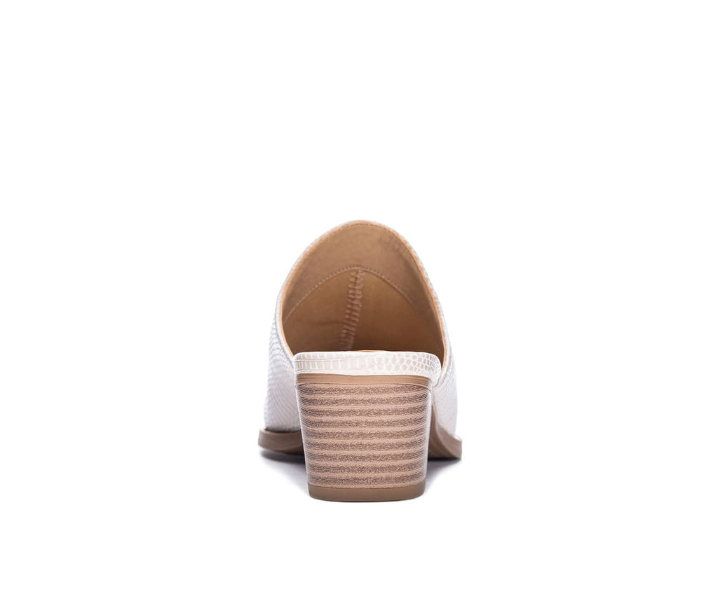 Cream Lizard Embossed Mule K307